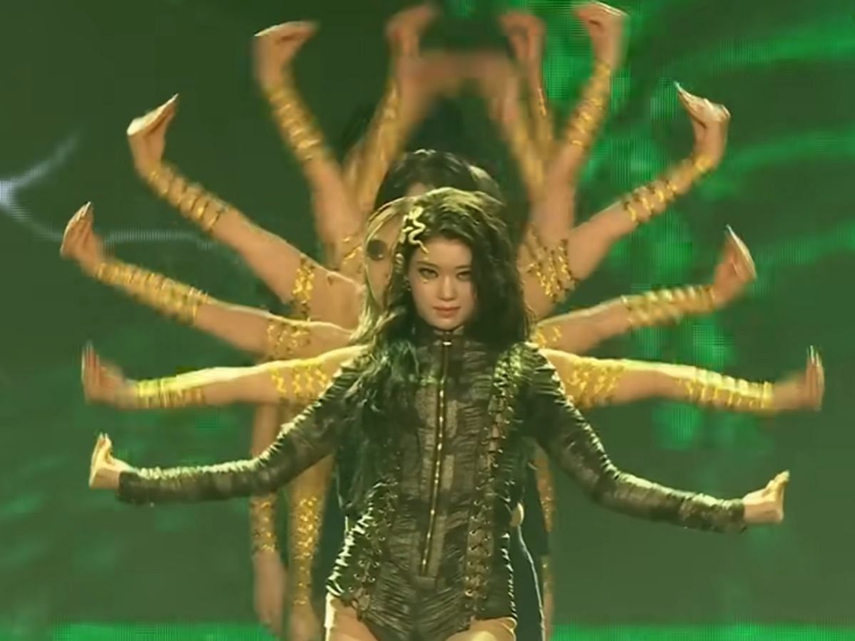 Goddess Awakened: The Super stage performance (Image via YouTube/ Mnet K-POP)