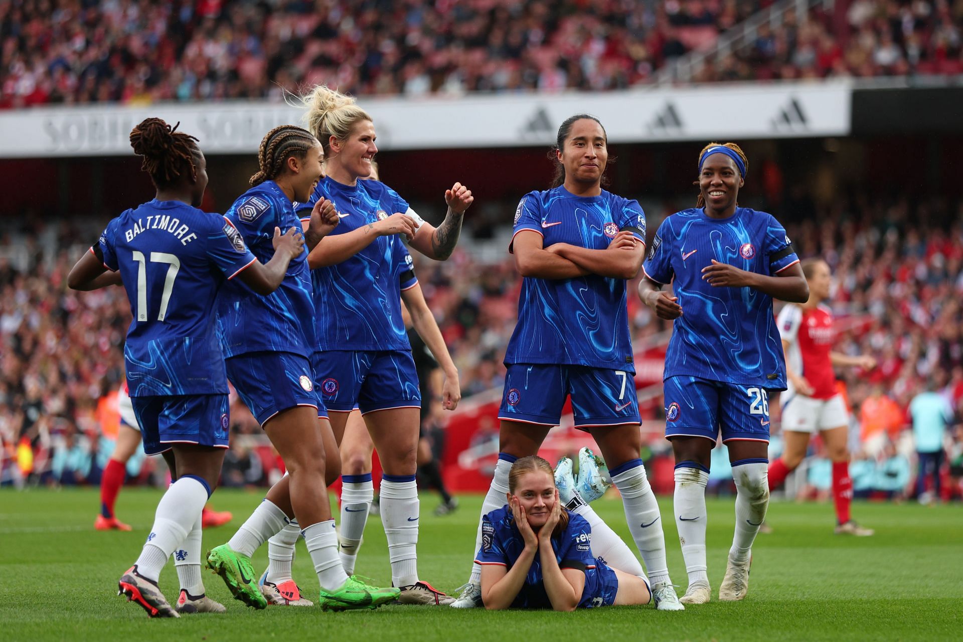 Arsenal v Chelsea - Barclays Women