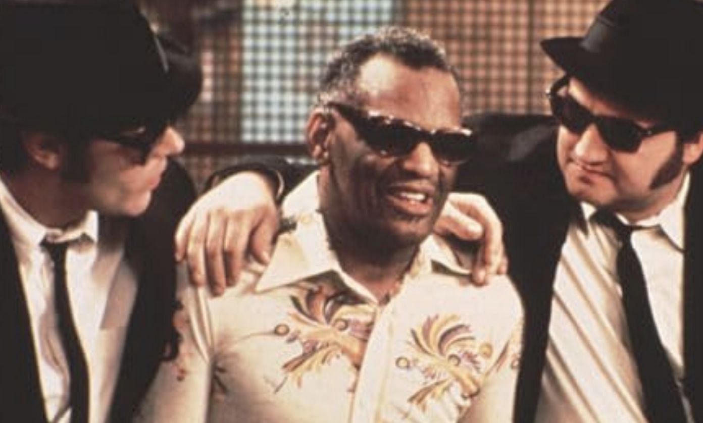 Dan Aykroyd, Ray Charles, John Belushi (Image via Universal Pictures, Dan Aykroyd Productions)