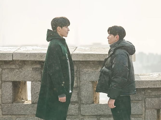 “Hoping he can make s2 too”— Fans react as Love In The Big City writer, Park Sang-young, hints at an overseas tour on the show’s success