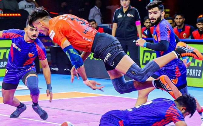 Pro Kabaddi League 2024 में नवीन कुमार की खराब शुरुआत, सुपर टैकल की वजह से पूर्व चैंपियन की हुई हार, कप्तान का सुपर 10