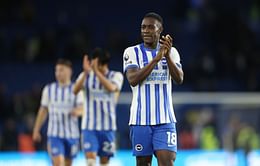 Ex-Manchester United and Arsenal star Danny Welbeck given oxygen after being stretchered off with concerning injury