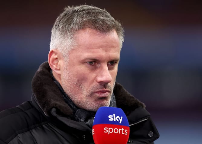 "It's so poor from Chelsea's point of view" - Jamie Carragher slams Blues star for 'lazy' defending after loss against Liverpool