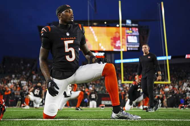 Watch: Tee Higgins spikes the ball at the refs despite leading vs Ravens