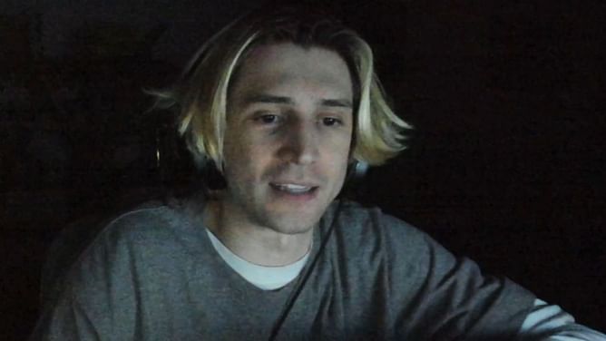 xQc goes off at gambling company after seemingly losing $1.5 million on Stake