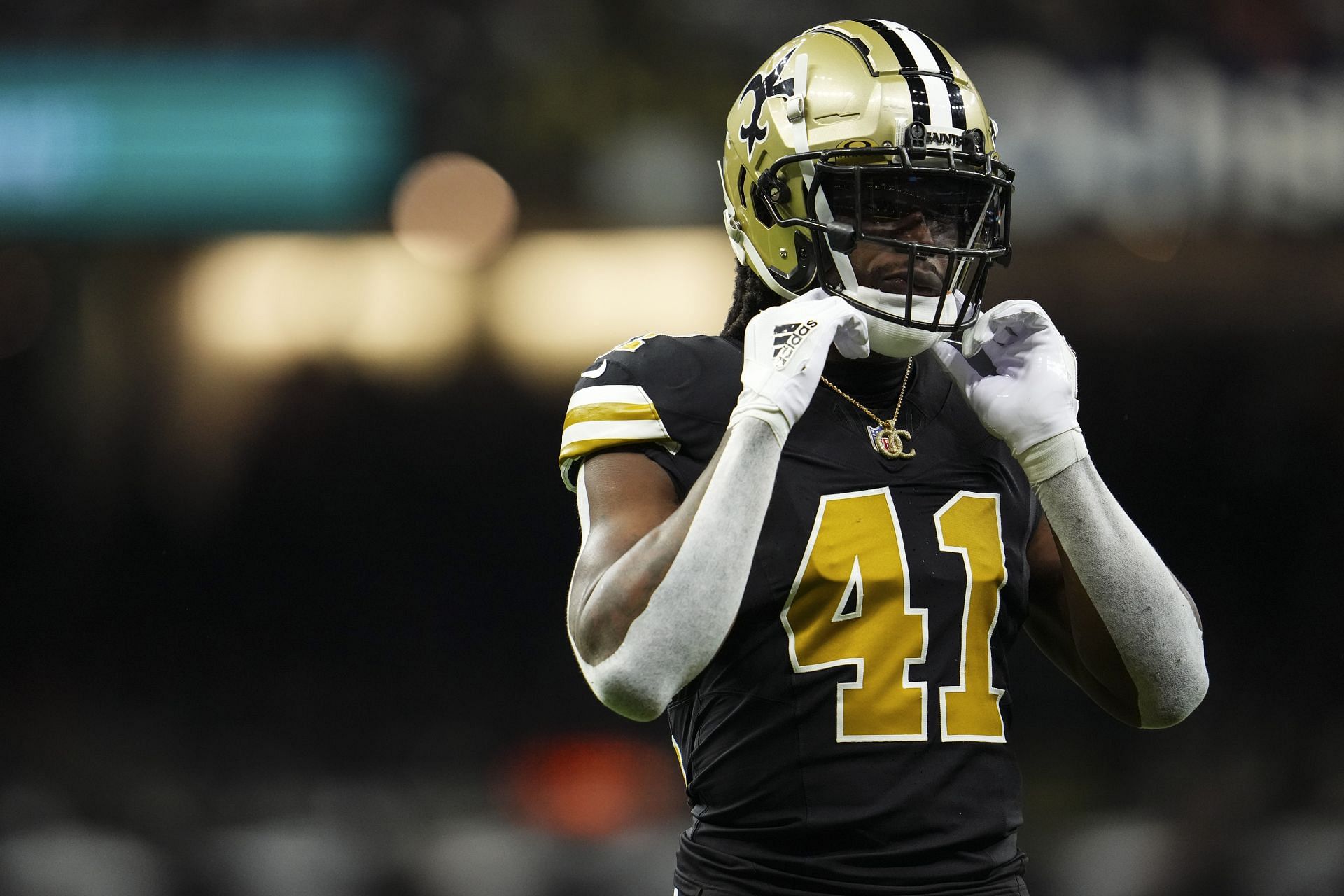 Alvin Kamara (image credit: getty)