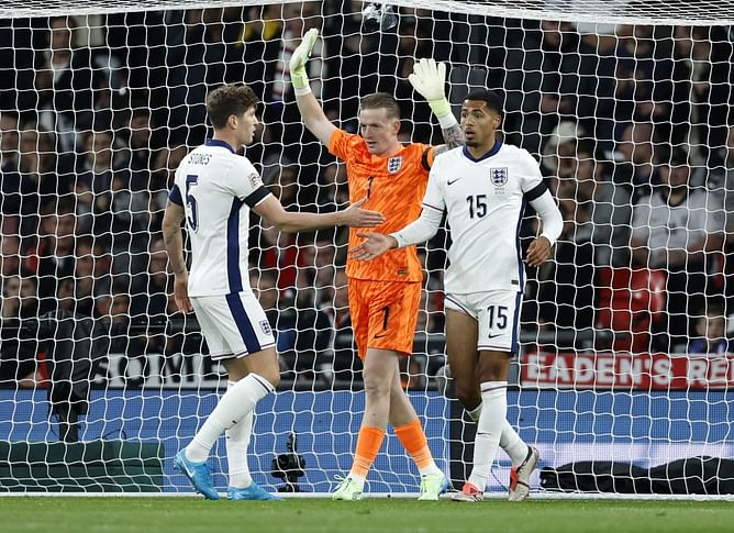 "Should be dropped forever", "The weapon fashioned against England" - Fans react to England star's 'terrible' performance in 2-1 loss against Greece