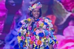 "Undefeated Halloween champ"- Internet left in awe as Janelle Monae stuns with uncanny E.T. costume