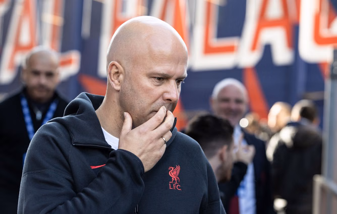 Liverpool dealt blow as first-team duo unlikely to be available for Chelsea clash after missing training - Reports