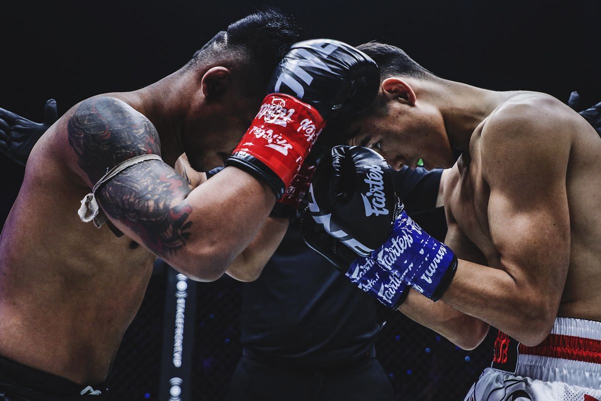 Rodtang Jitmuangnon and Jiduo Yibu touching gloves | Image credit: ONE Championship