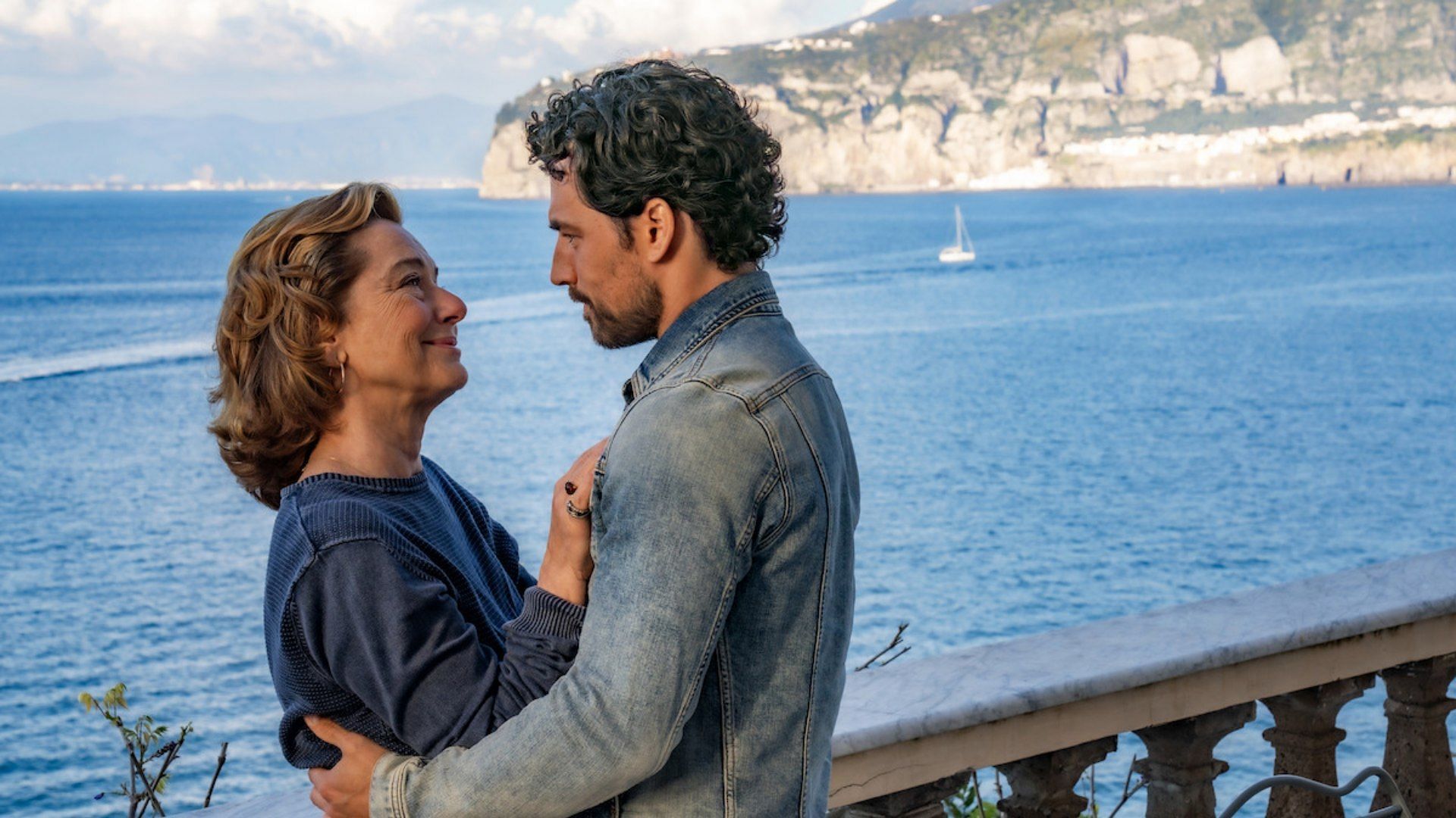 Deceitful Love was filmed in numerous scenic locations around Italy (Image via Netflix)