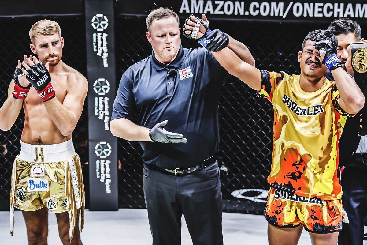 Jonathan Haggerty and Superlek Kiatmoo9 - Photo by ONE Championship