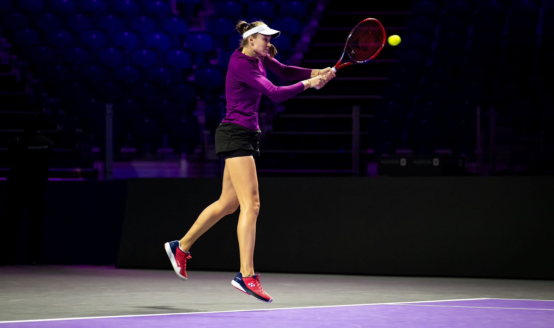 Elena Rybakina hits a backhand during a practice session in Riyadh. (Getty)