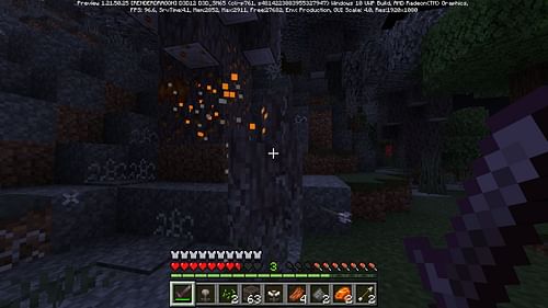 Resin can be formed on pale oaks when Creaking is hit. (Image via Mojang Studios)