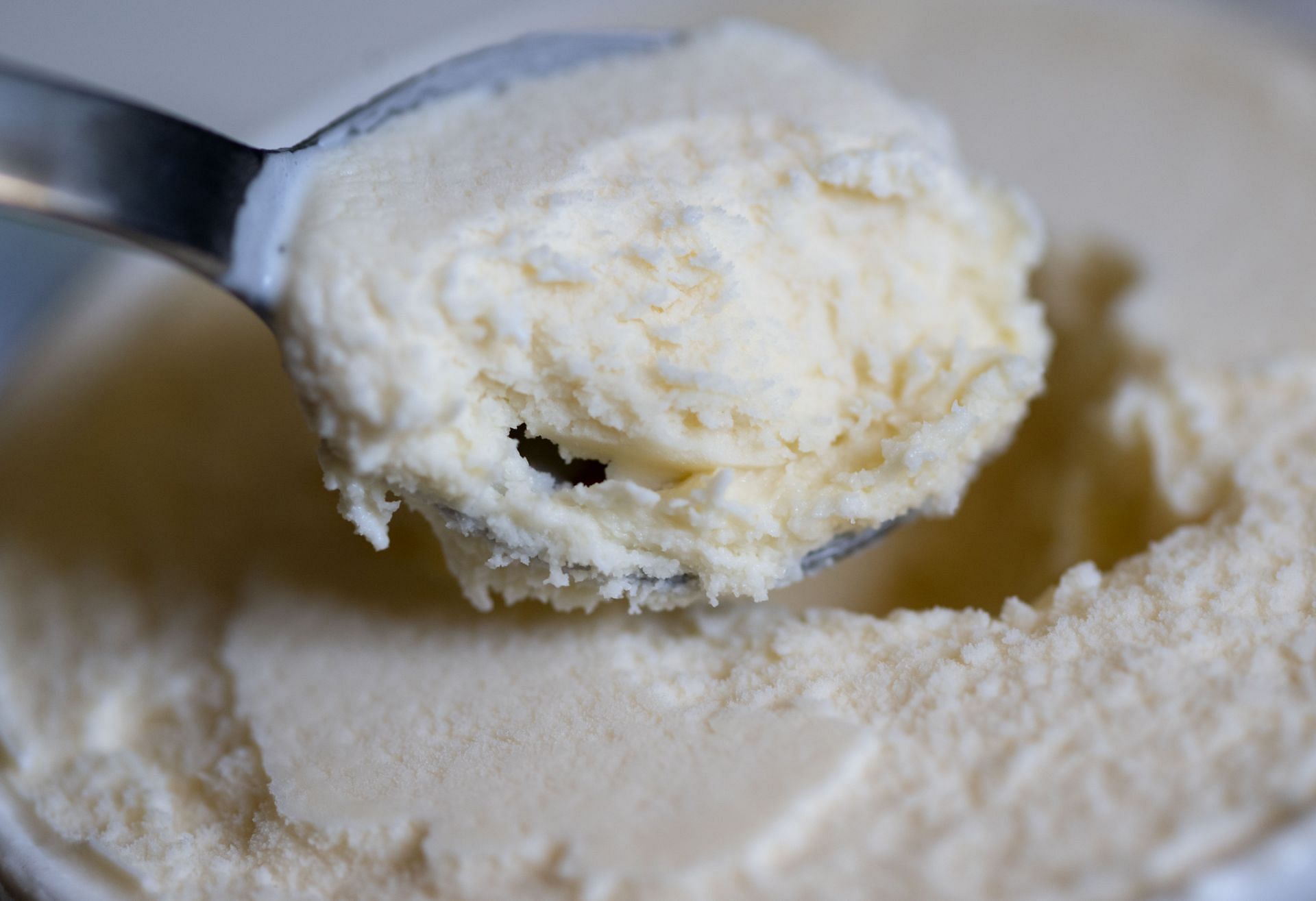 Manufacturer recalls H&auml;agen-Dazs &quot;Vanilla&quot; products - Source: Getty (Photo by Sven Hoppe/picture alliance via Getty Images)