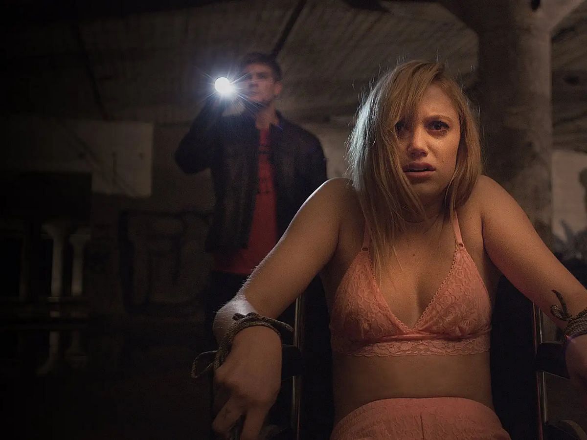 Still from It Follows (Image via Amazon Prime Video)