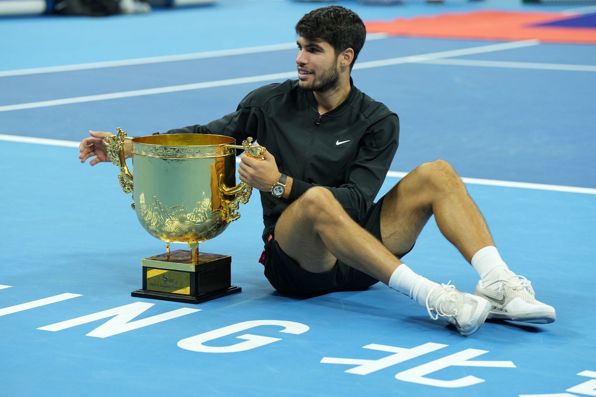 Carlos Alcaraz with his 2024 China Open trophy (Image: Getty)