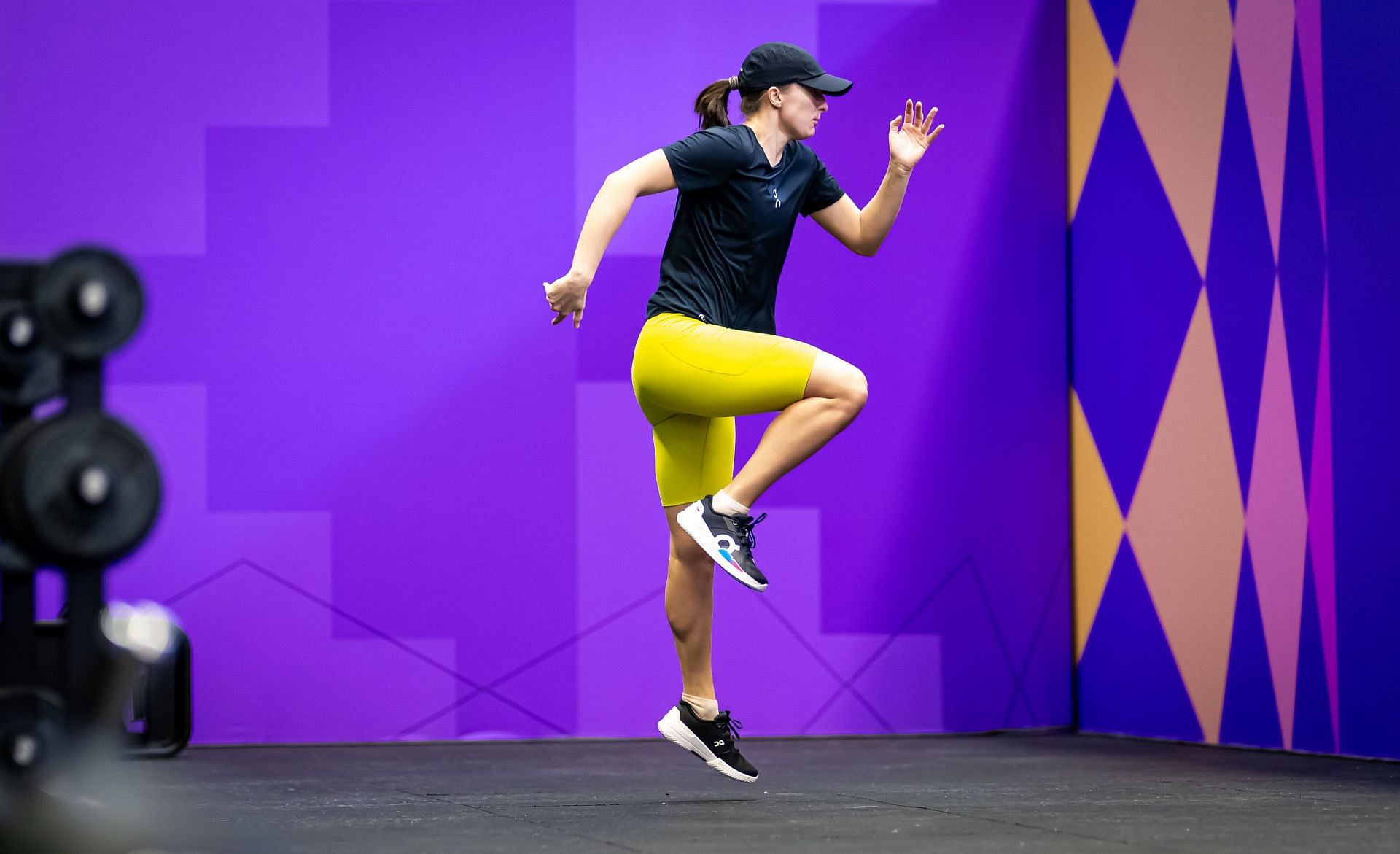 Swiatek warms up at the WTA Finals 2024 - Previews - Source: Getty