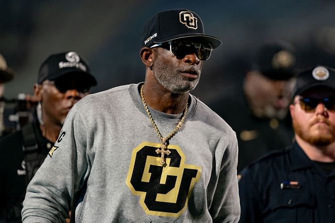 After missing out on Julian Lewis, Deion Sanders' Colorado targets four-star USC OT commit Carde Smith