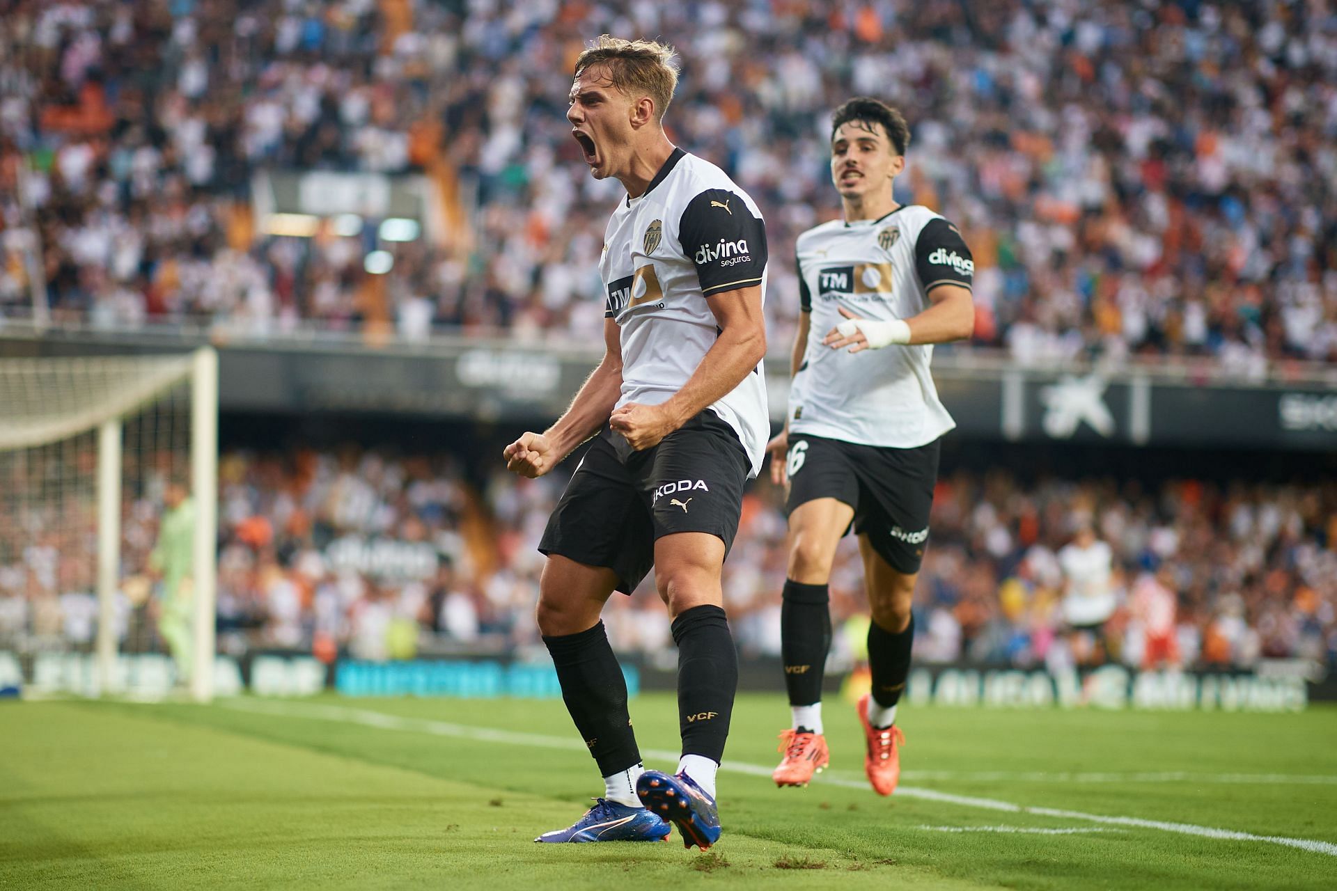 Valencia CF v Girona FC - La Liga EA Sports - Source: Getty