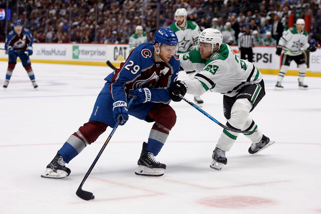 Nathan MacKinnon age Discover Nathan MacKinnon's Height, Weight, and