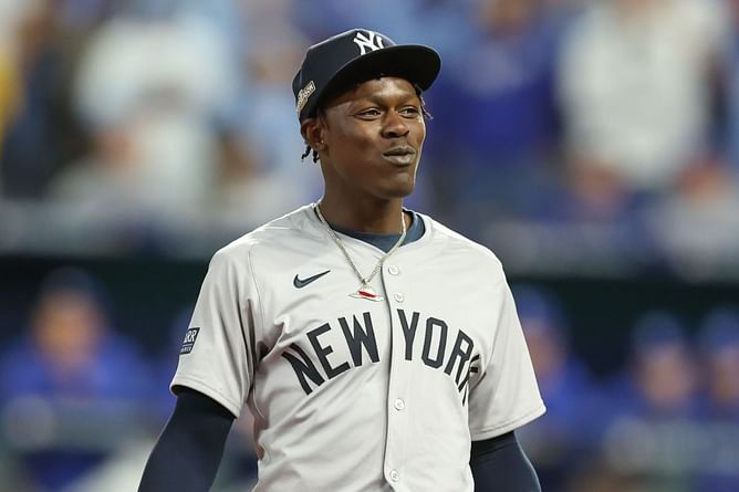"Less leeway for arrogant black guy" - Top sportscaster suspects Jazz Chisholm Jr.'s boos by Royals fans have racial bias