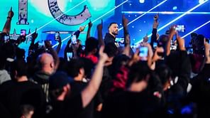 3 कारण क्यों WWE ने Roman Reigns को Crown Jewel 2024 में सिंगल्स मैच के लिए बुक नहीं किया