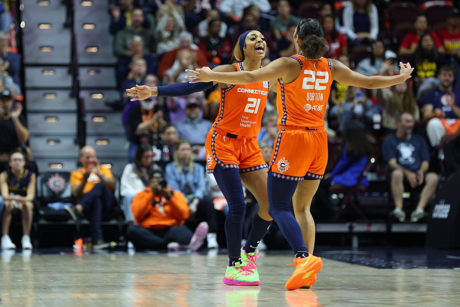 WNBA: SEP 22 Playoffs First Round Indiana Fever at Connecticut Sun - Source: Getty