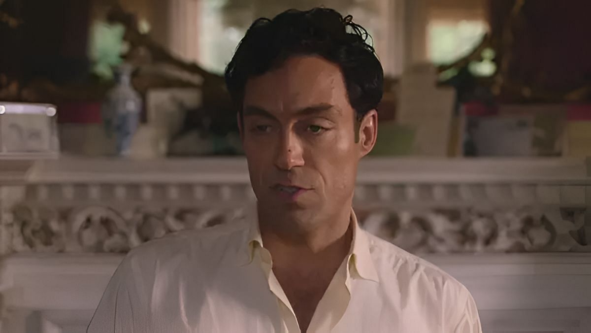 Alex Hassell as Rupert Campbell-Black (Image via Hulu)