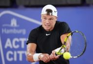 Rune plays a backhand on the ATP Tour - Hamburg (Source: Getty)