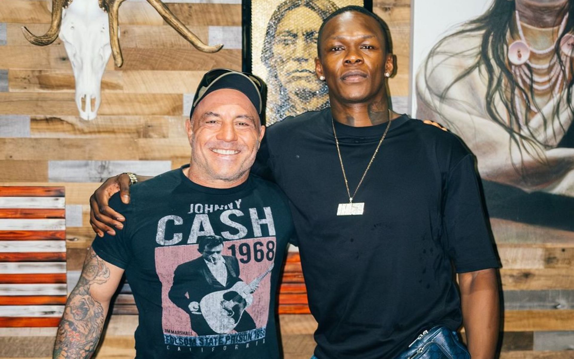 Israel Adesanya recently met Joe Rogan [Image courtesy: @stylebender on Instagram]