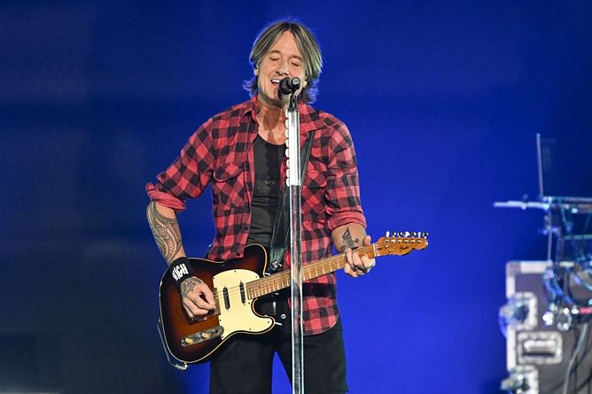 Where did Keith Urban grow up? Internet cites singer's example as backlash over Luke Bryan's Beyonce comments intensify