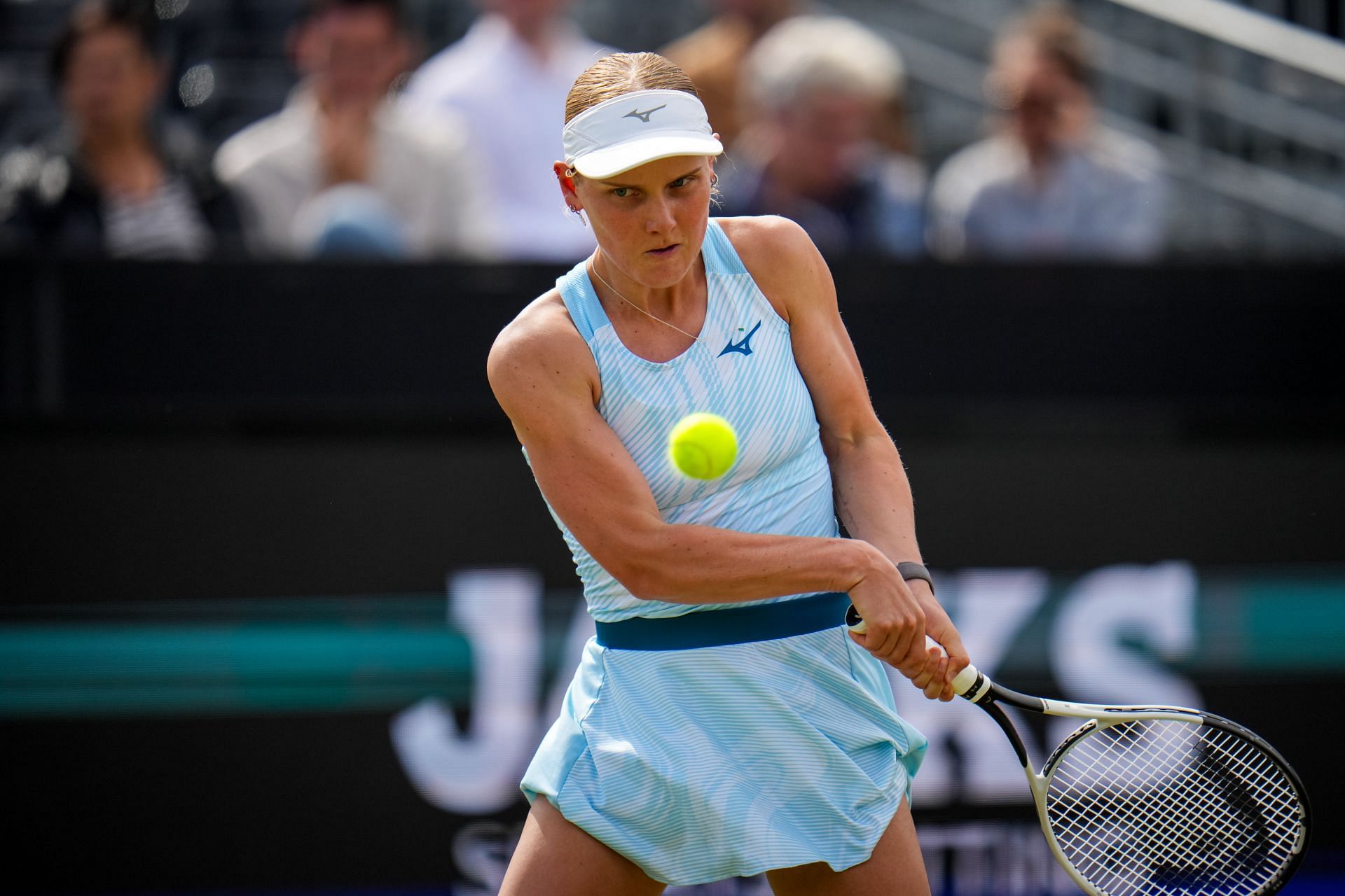 Lamens plays a backhand in the Libema Open (Image via Getty)