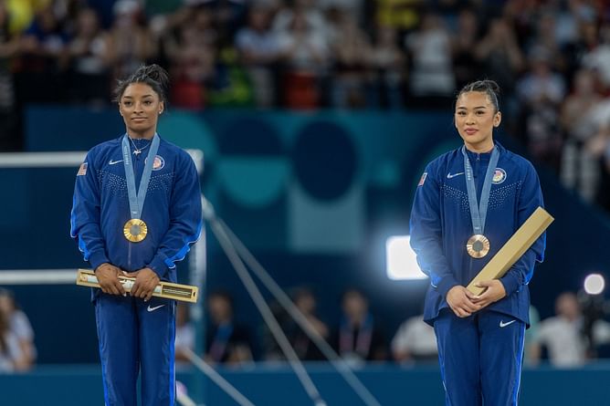 Suni Lee shares how Simone Biles saved her from panic attack on the night of winning gold at Paris Olympics