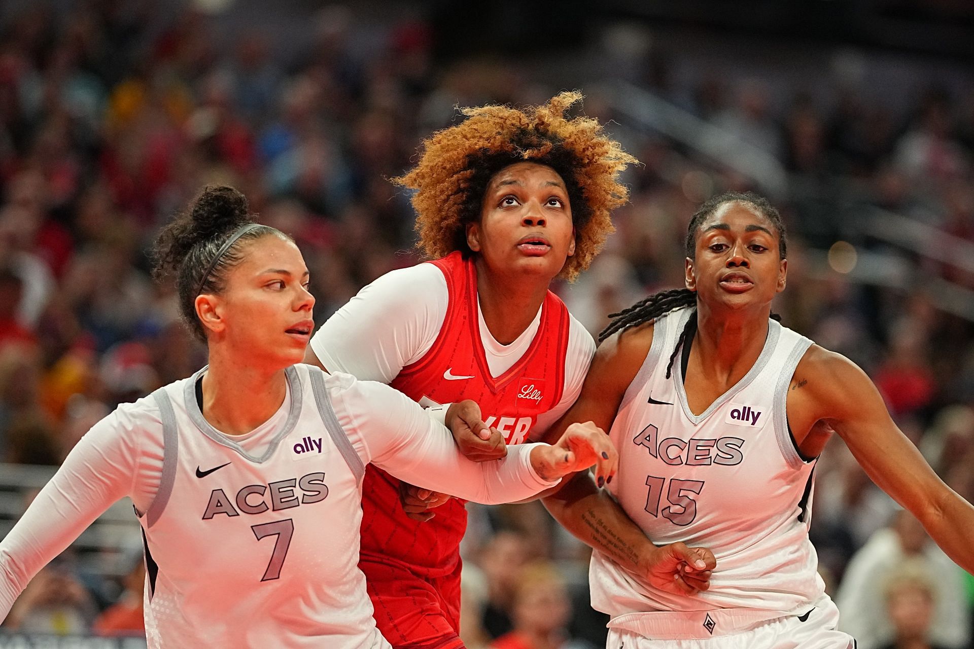 Indiana Fever vs Las Vegas Aces - Source: Getty