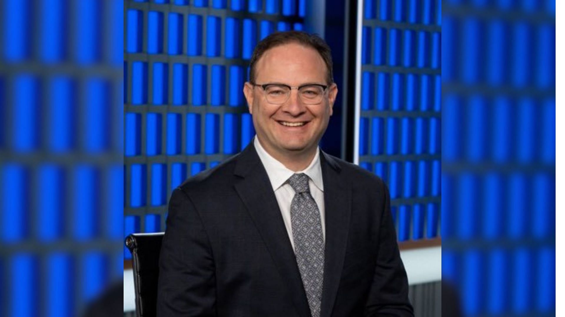 Adrian Wojnarowski bluntly reacts to front offices calling him with scoops after retirement (Photo from @wojespn/ X)