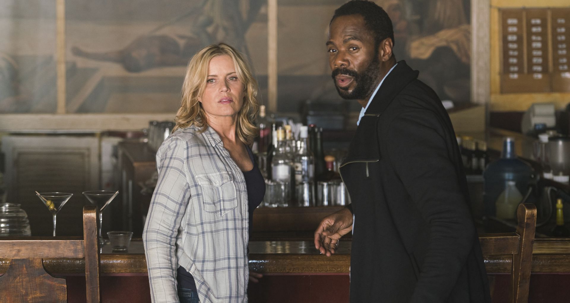 Is Fear the Walking Dead set at the same time as The Walking Dead? Explained