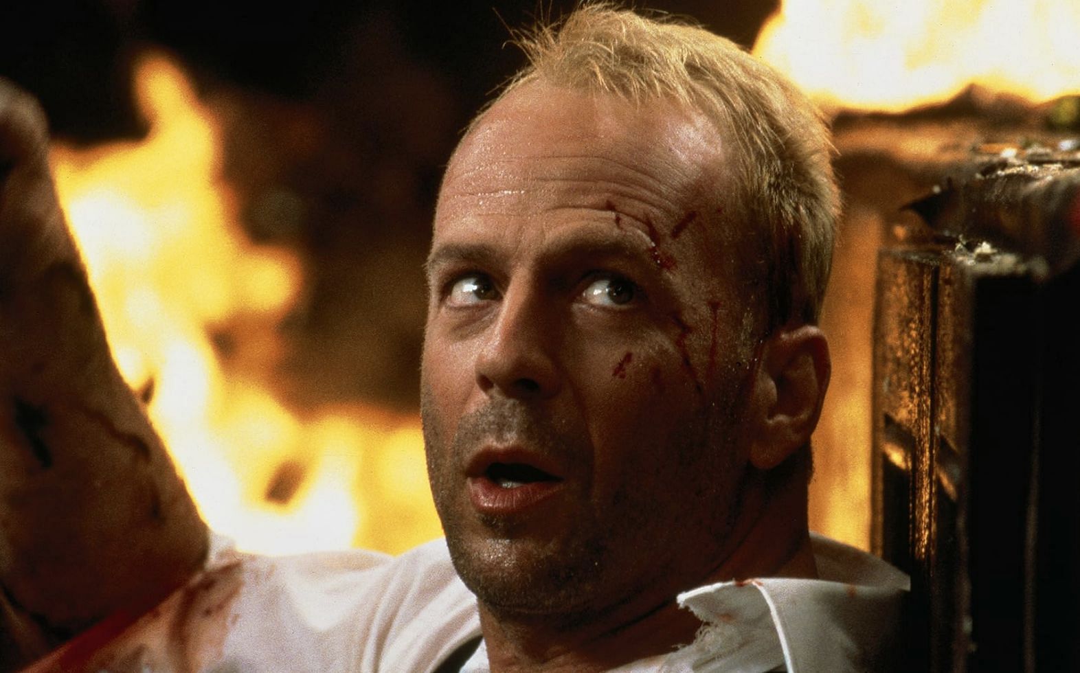 Bruce Willis in The Fifth Element (Image via Gaumont, Columbia Pictures)