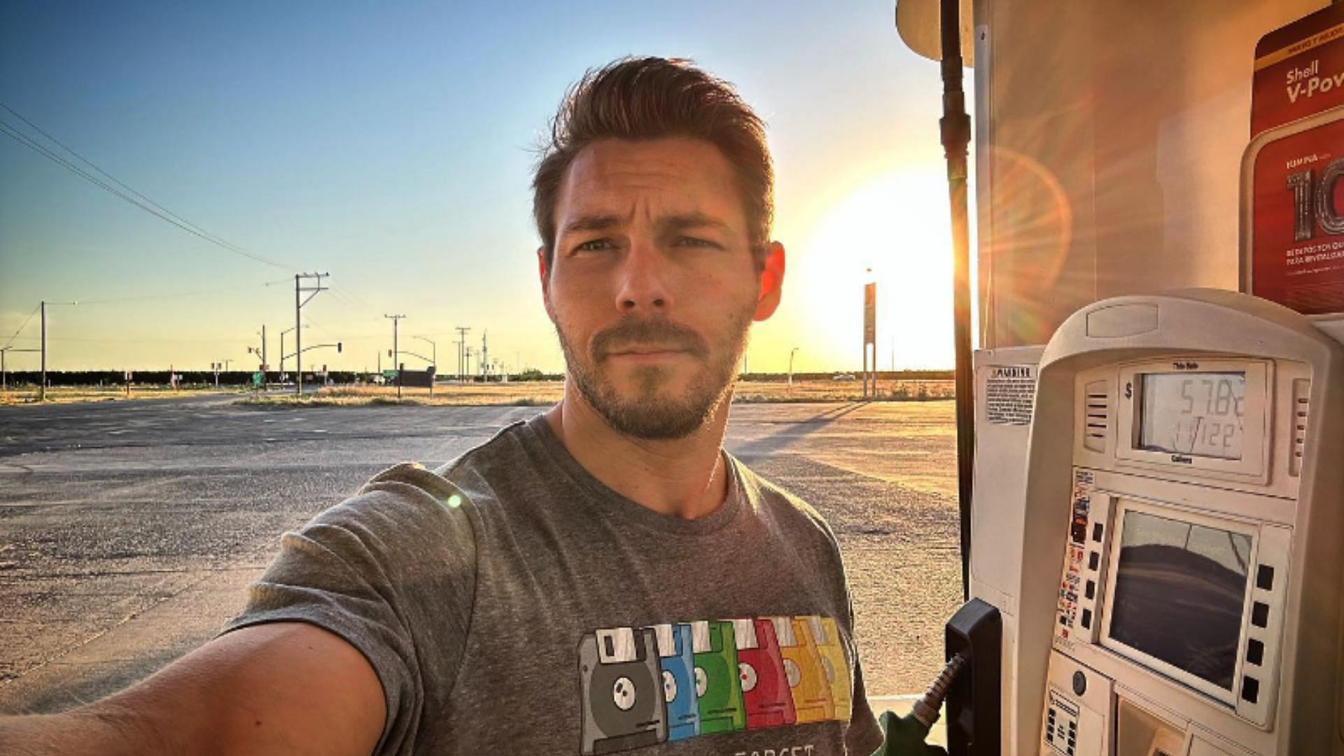 Who plays Liam on The Bold and the Beautiful? (Image via Instagram/@cliftoncam)