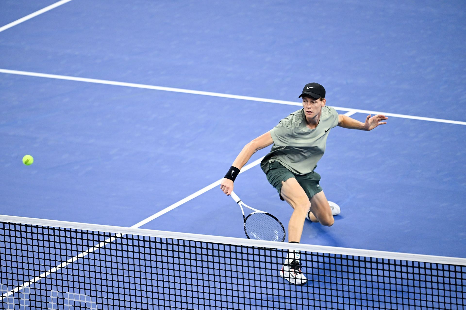 Jannik Sinner in action at the 2024 China Open - Day 9 (Picture: Getty)