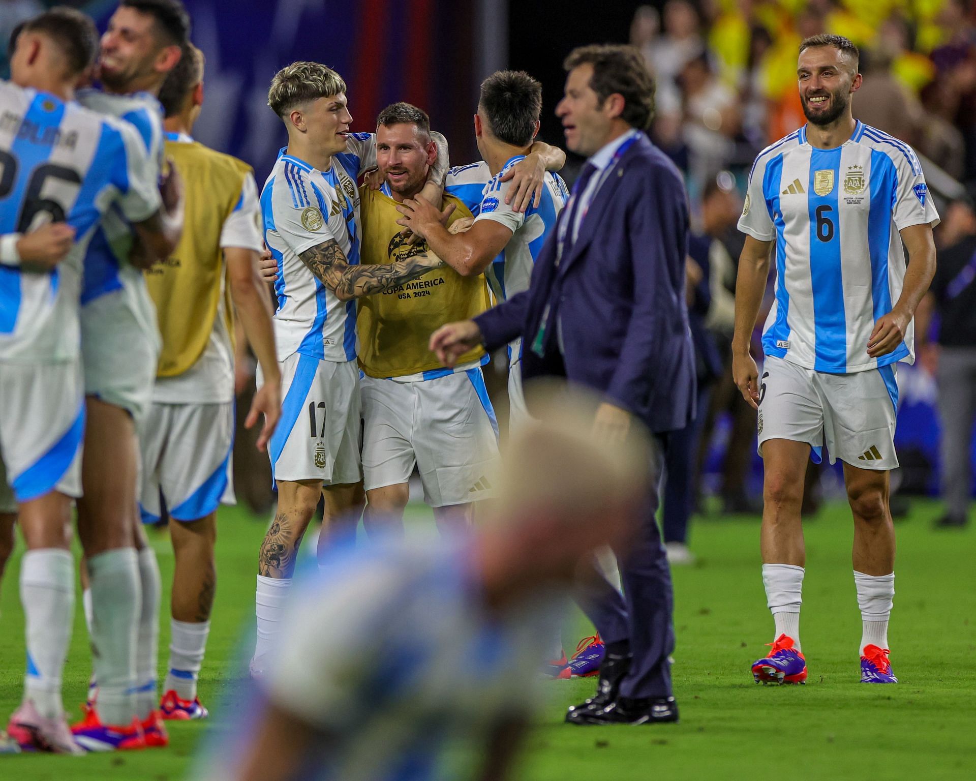 Messi and Garnacho - Source: Getty