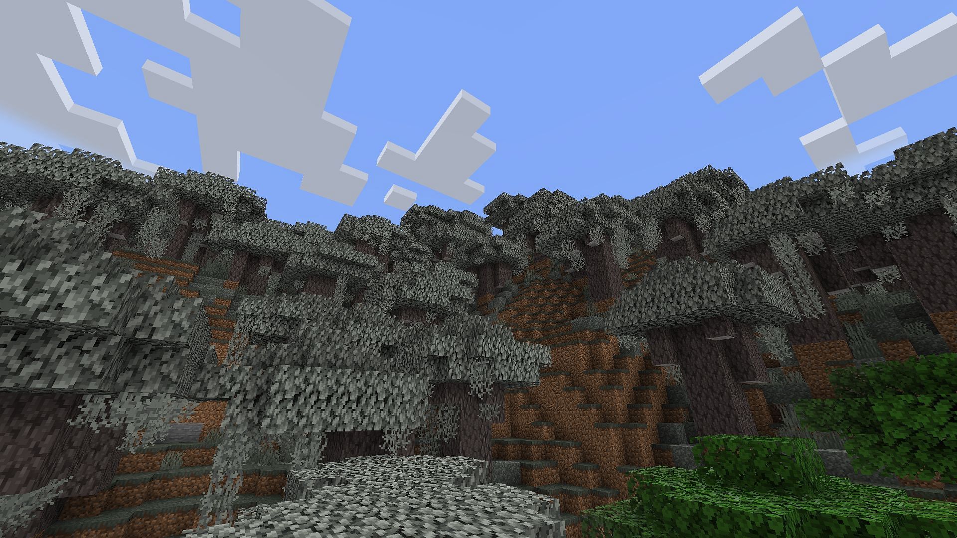 The proximity to the spawn point makes it one of the top Minecraft Pale Garden seeds (Image via Mojang Studios)