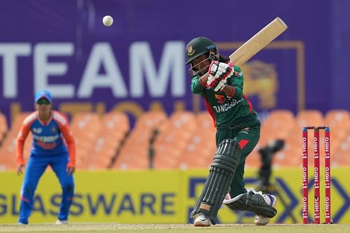 Shorna Akter in action against India in the 2024 Asia Cup.