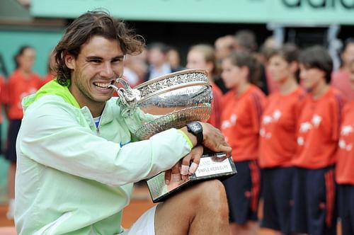 Rafael Nadal with the 2010 French Open trophy (Source: Getty)