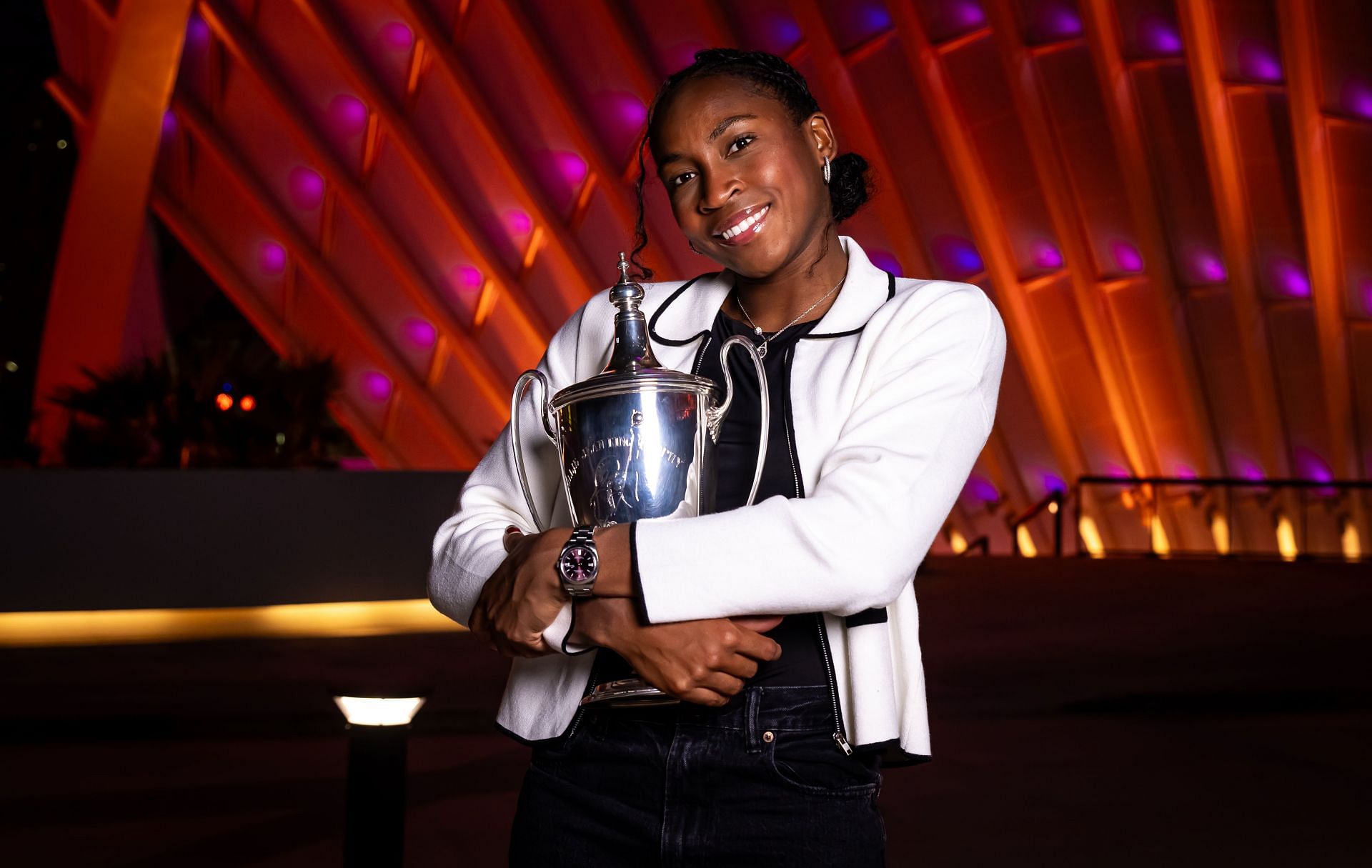 Coco Gauff poses with the WTA Finals 2024 trophy (Source: Getty)