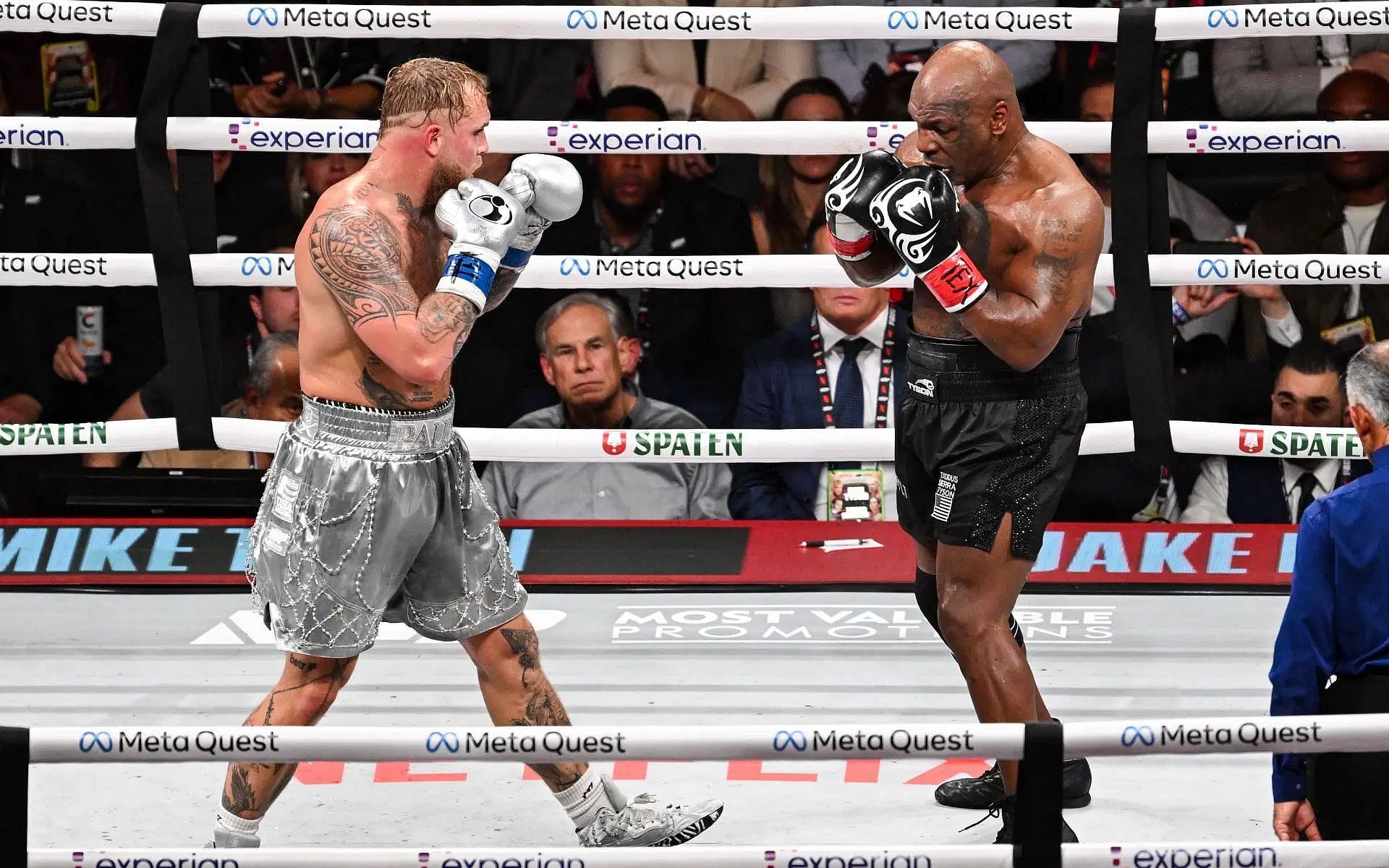 Jake Paul (left) accused of using different gloves to Mike Tyson (right) by former WBC champion [Image courtesy: Getty Images]