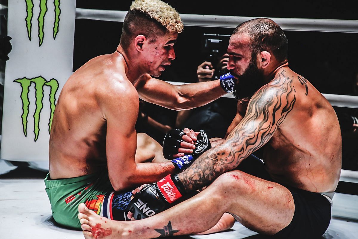 Fabricio Andrade (Left) tips his hat to John Lineker (Right)