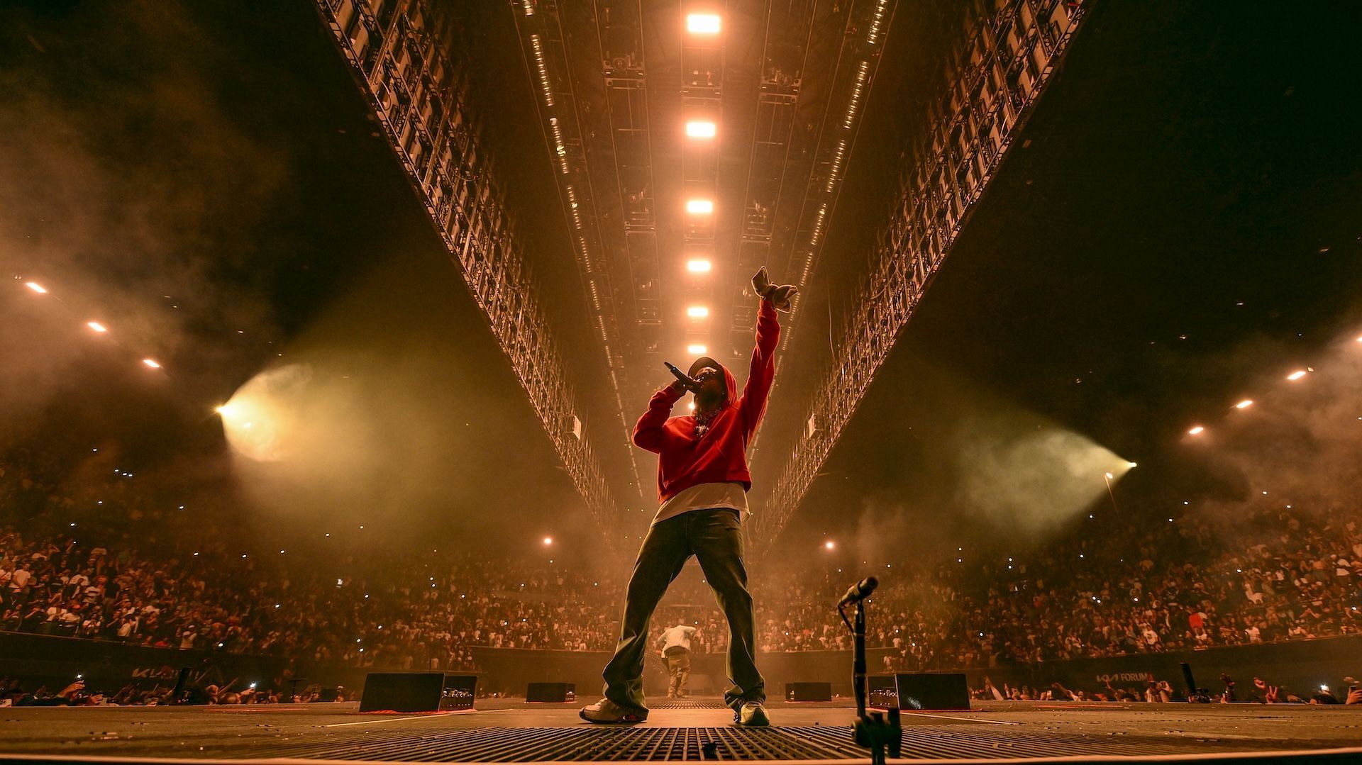 Kendrick Lamar performing at his Pop Out Concert, clicked by TimothyNorris for Getty Images (Image via X/@thekiaforum)