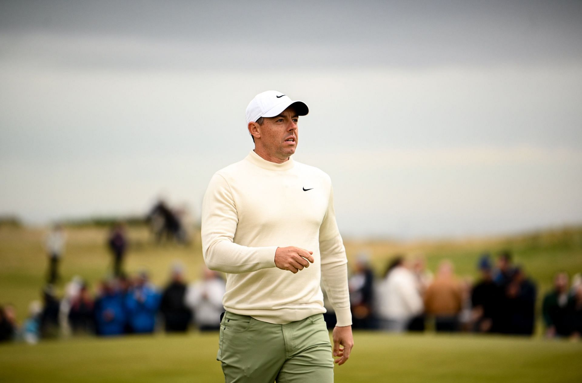 Rory McIlroy is the highest ranked golfer competing at the 2024 Abu Dhabi HSBC Golf Championship 2024 (Image Source via Getty)