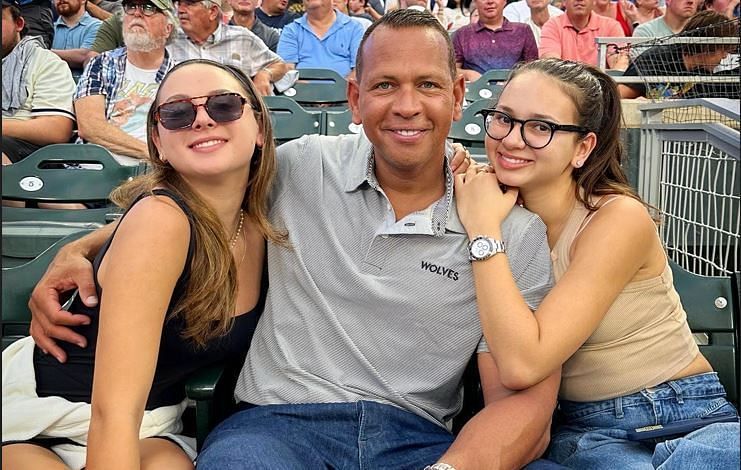 Alex Rodriguez Girlfriend and Family Pictures